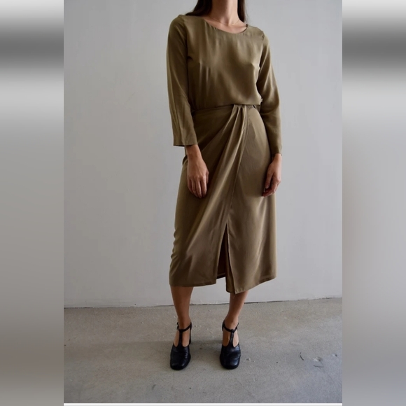 90s Vintage Hugo Buscati Taupe Silk Skirt sz lg - Picture 11 of 11